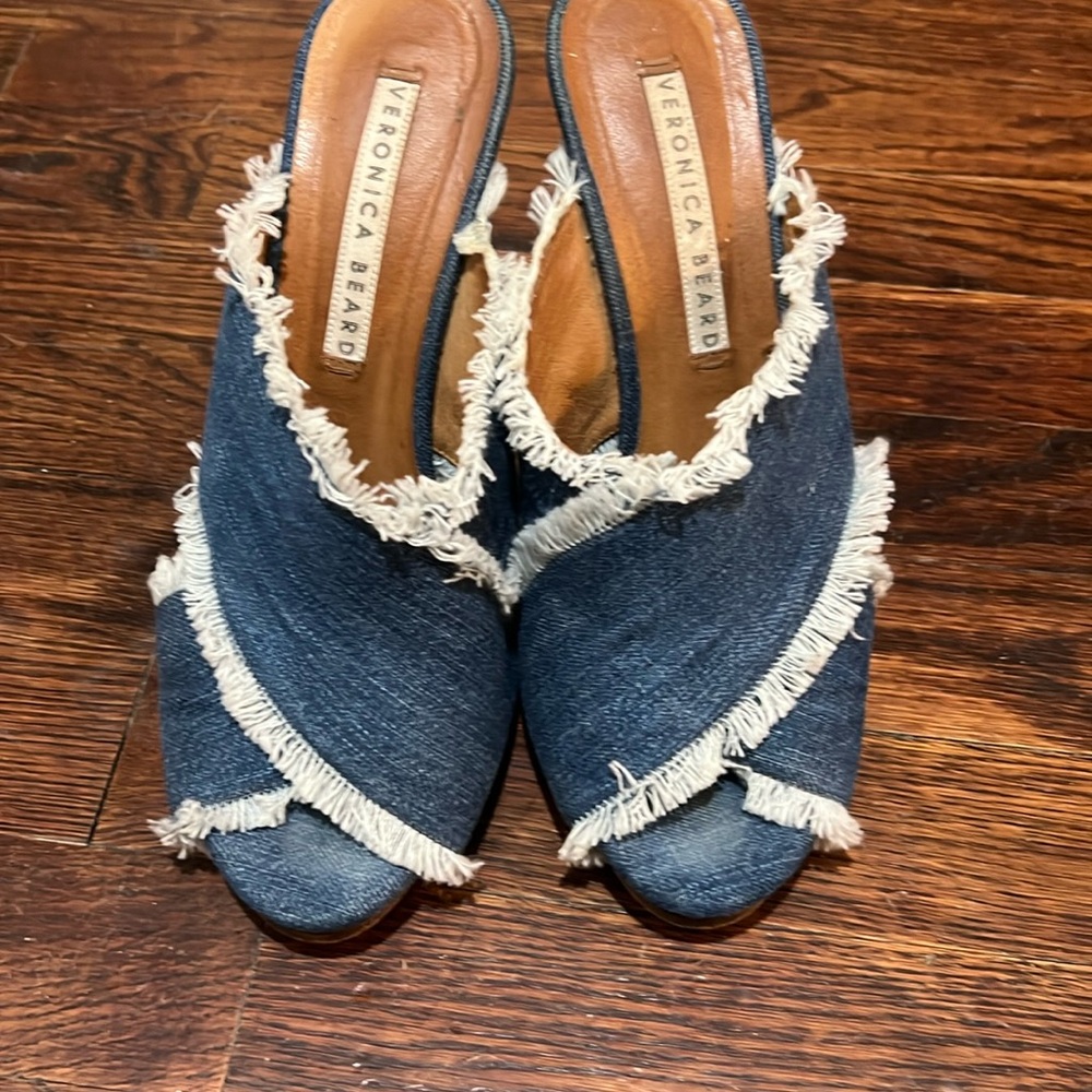 Veronica Beard denim heels in size 40